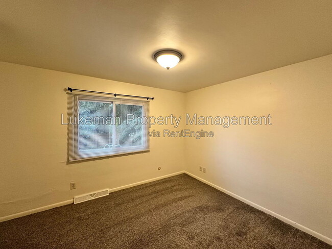 Photo - 518 N Clarendon St