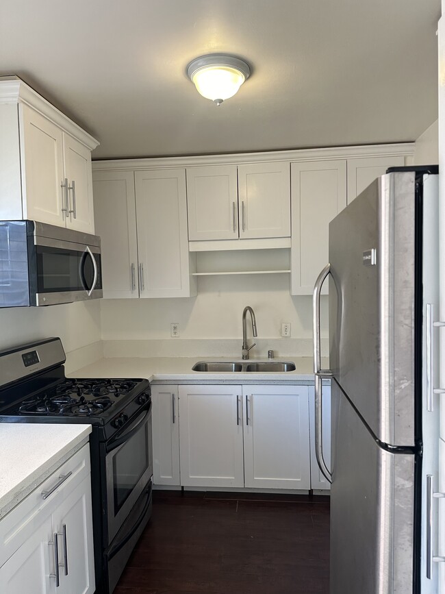 Photo - 10786 Missouri Ave