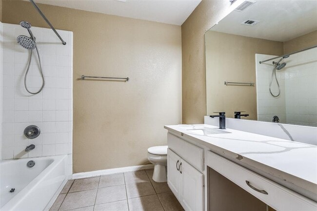 Photo - 4004 Canyon Glen Cir
