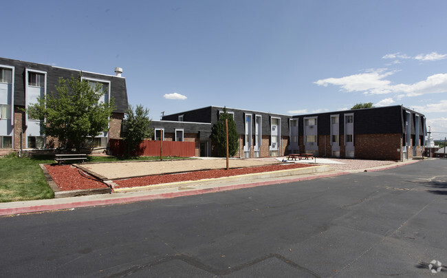 Building Photo - Prospect Pointe Apartments