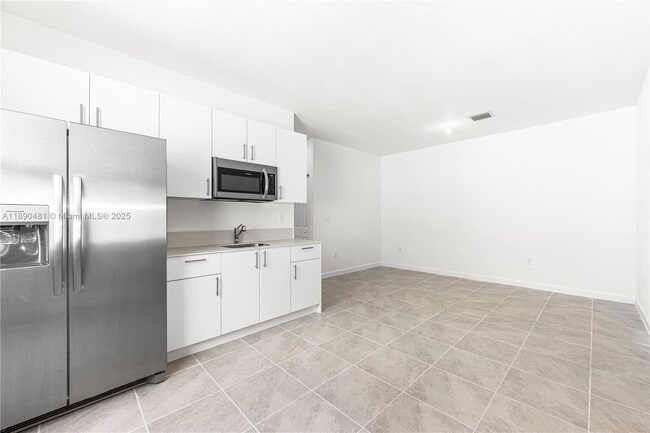 Photo - 2232 SE 30th St