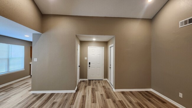 Photo - 10735 Parkland Woods Dr