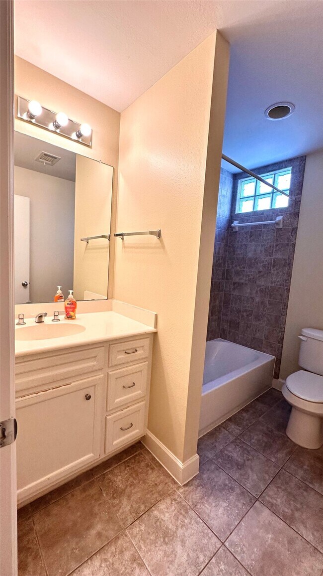 Photo - 2710 Hullsmith Dr Unit 1203