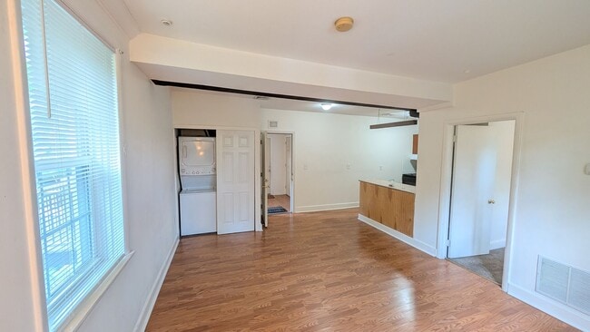 Photo - Creekside 1BR with Central Air and W/D Unidad Apartment 6