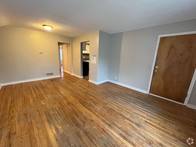 Building Photo - 1116 E Dayton St Unit #2 Rental