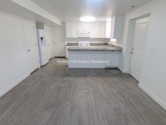 Photo - Spacious 3-Bed, 2-Bath Gem in Bountiful Unit 1 Down