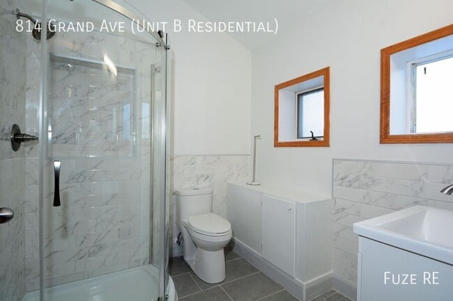 Photo - 814 Grand Ave