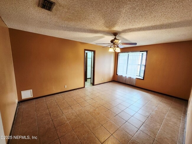 Photo - 6019 Blank Dr