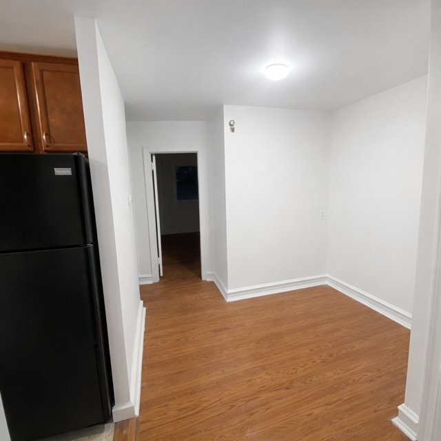 Photo - 7939 Pickering Ave Unidad 3