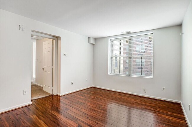 Photo - 1451 Park Rd NW