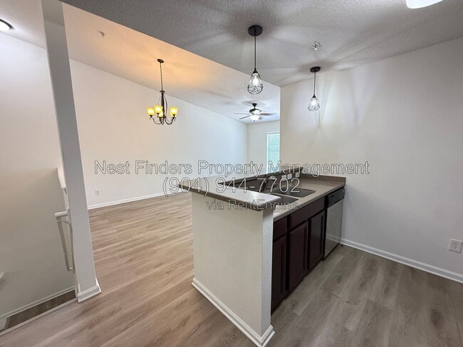 13811 Herons Landing Way Unidad 9