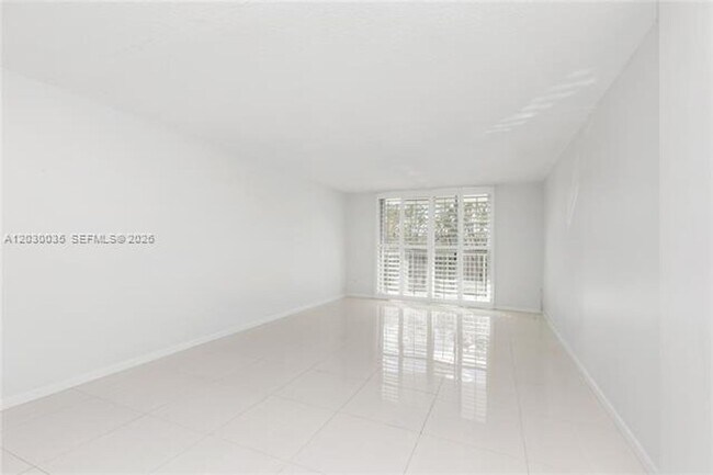 Photo - 210 Seaview Dr