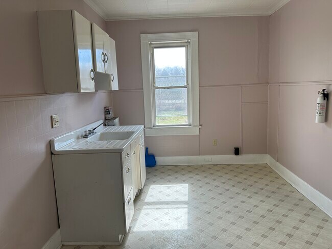 Photo - 256 Main St Unidad 2nd level