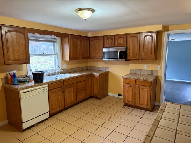 Photo - 806 S 16th St