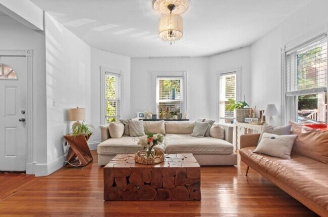 Photo - 36 Msgr Patrick J Lydon Way Unit 1