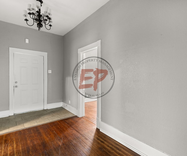 Photo - 423 Sherman St