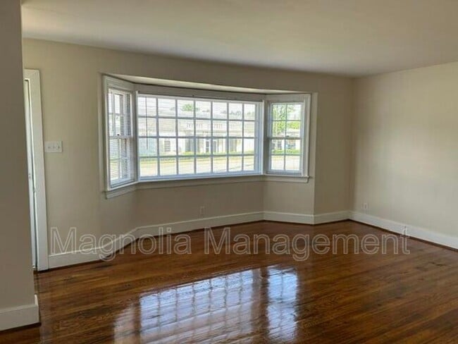 Photo - 1230 Dabney Dr