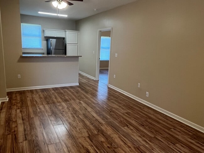 Photo - 268 Bella Sera Ln