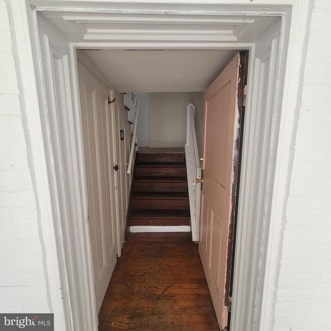 Photo - 5 N Main St Unit 5B