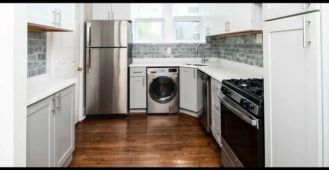 Photo - 2 bedroom in Chicago IL 60613 Unidad 1W