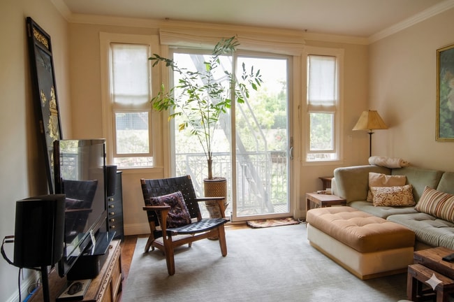Photo - Cozy and spacious 3br condo in Presidio Heights