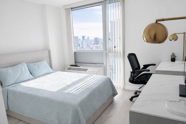 Photo - 988 Halekauwila St