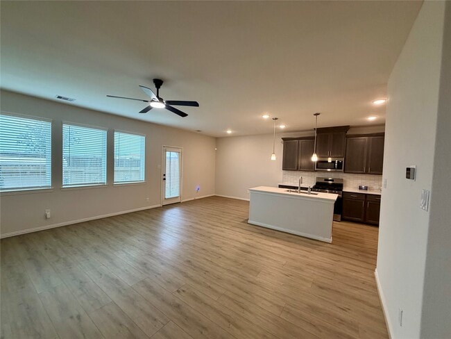 Photo - 27970 Western Crk Ct