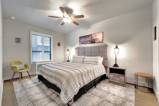 Photo - 4227 Allen St