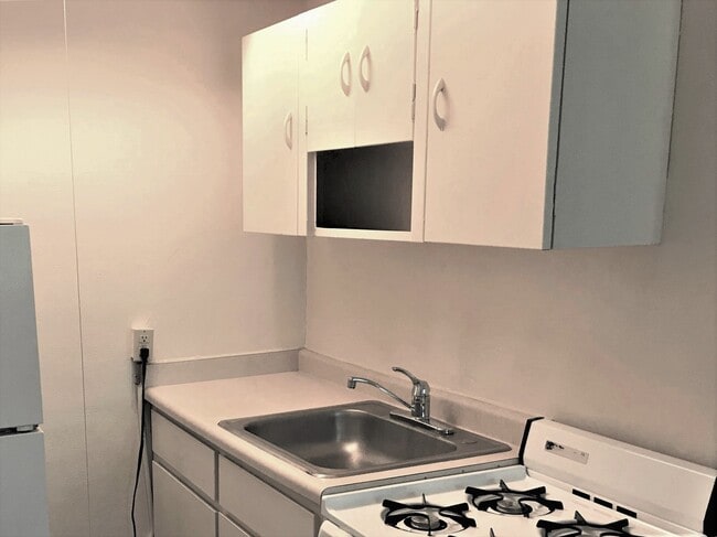 Photo - 6418 University Ave