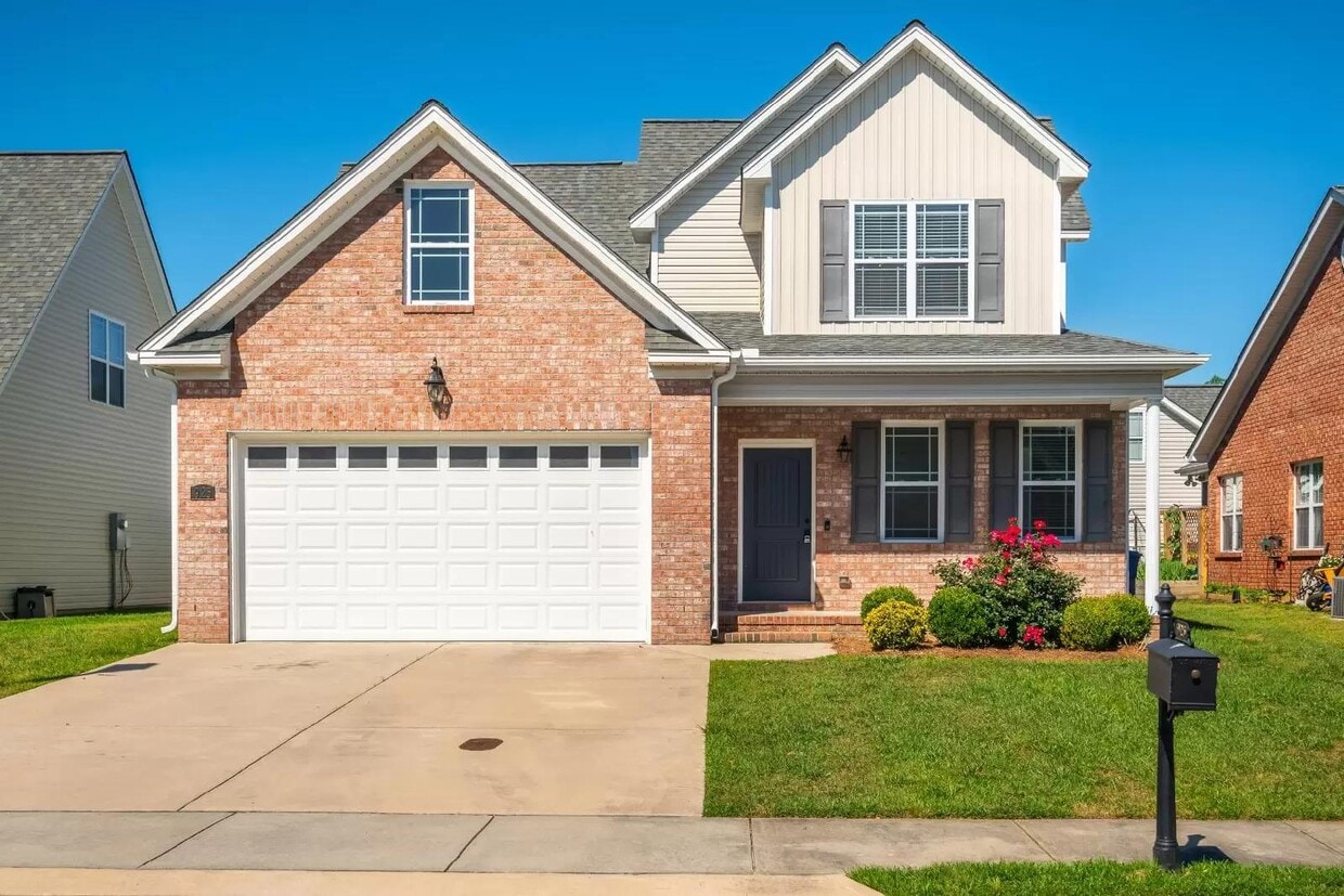 Photo - 925 Dearborn Ct (Winterville, NC)