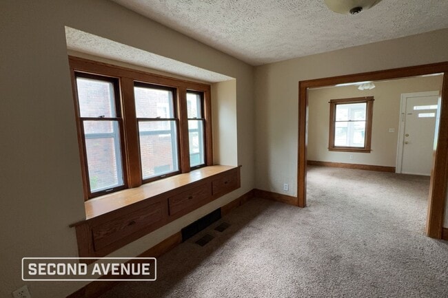 Photo - 414 N Hayford Ave