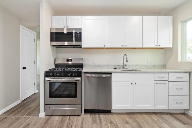 Photo - 1240 Mullanphy Ln