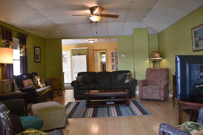 Building Photo - 25 E White Lake Dr Rental