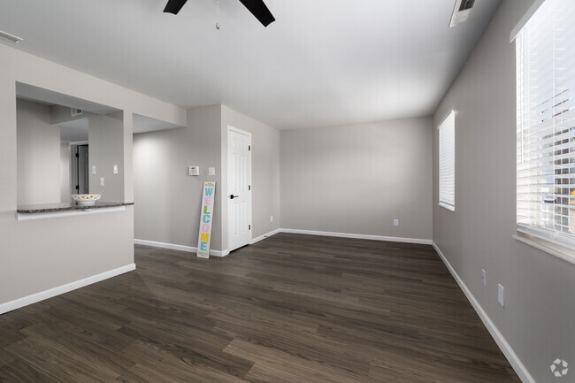 2BR, 1BA - 883SF - Platinum