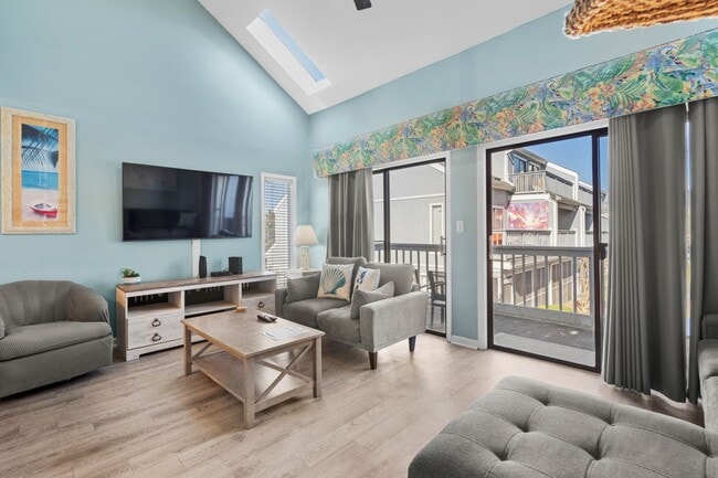 Photo - Fully Furnished W/ All Utilities Included!... Unit 1J