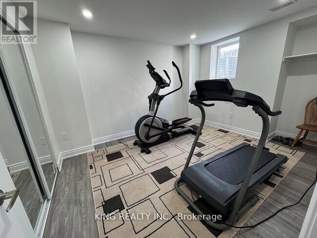 Photo - 1256 Leger Wy