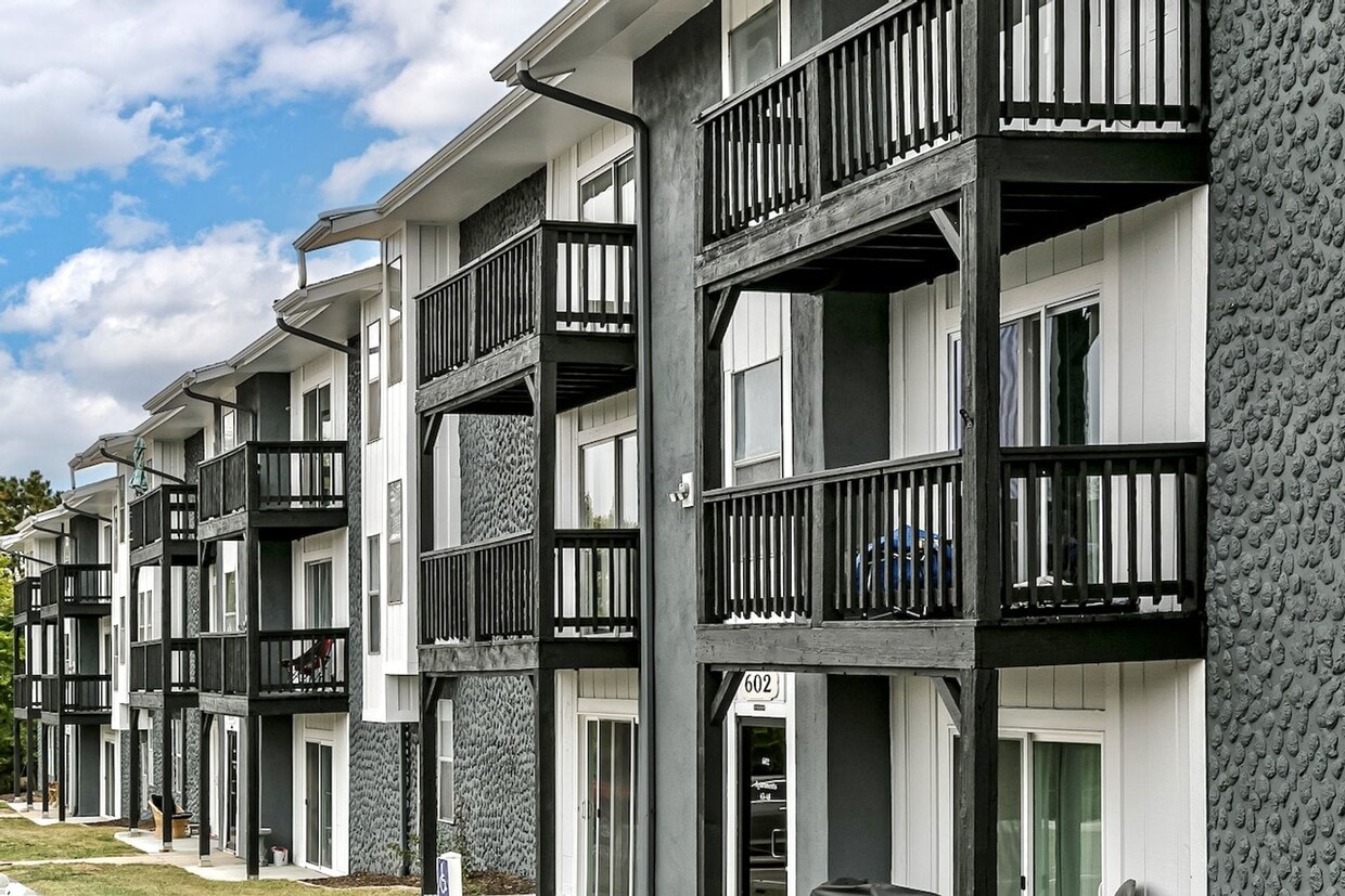 Pre-Leasing Beautiful 1-Bedroom Apartment ... - Pre-Leasing Beautiful 1-Bedroom Apartment ...