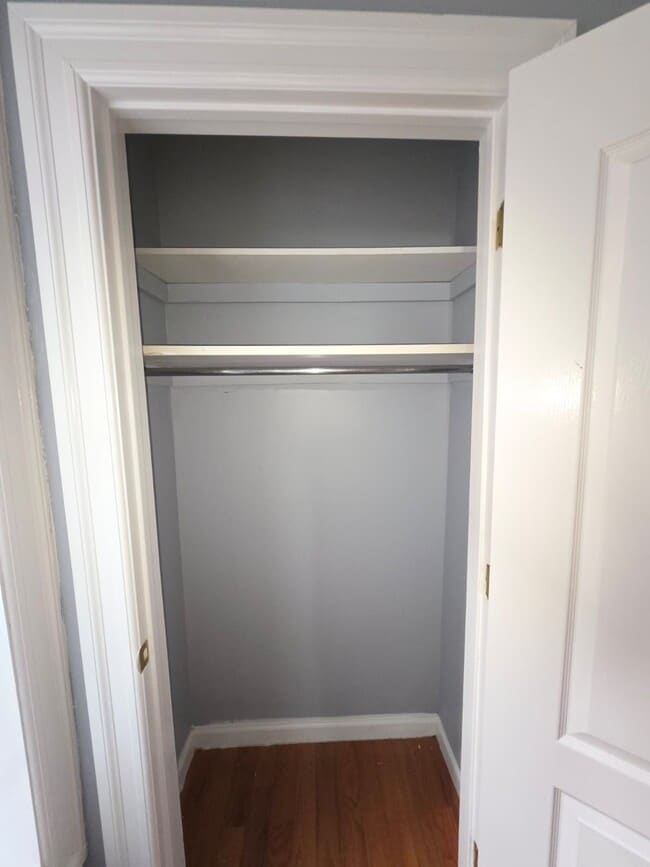 Photo - 554 Avenue C