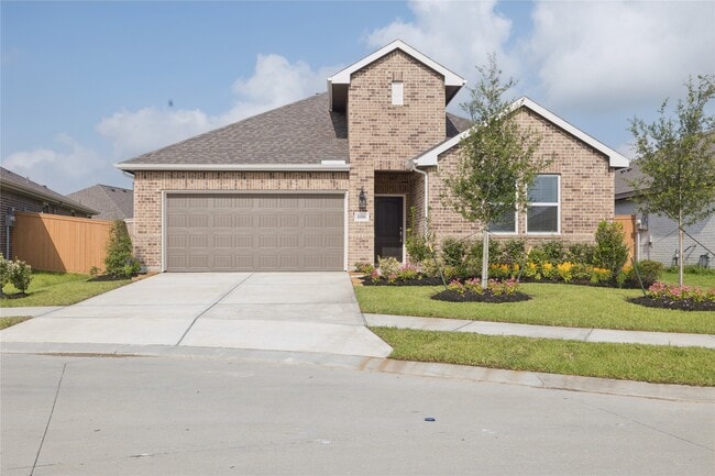 Photo - 698 Daniels Lk Ln