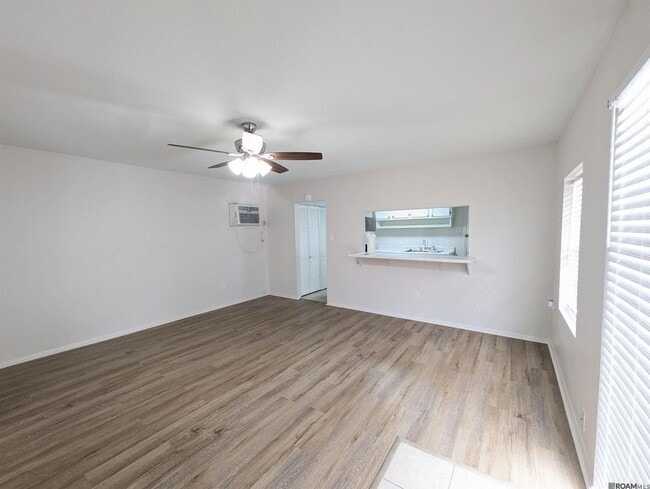 Photo - 1701 Lobdell Ave