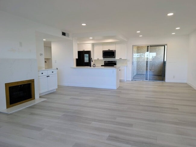 12635 Main St Unidad 221