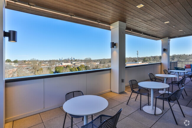 Link Apartments® Montford