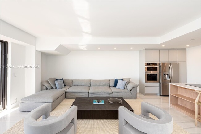 Photo - 201 Crandon Blvd Unit 923