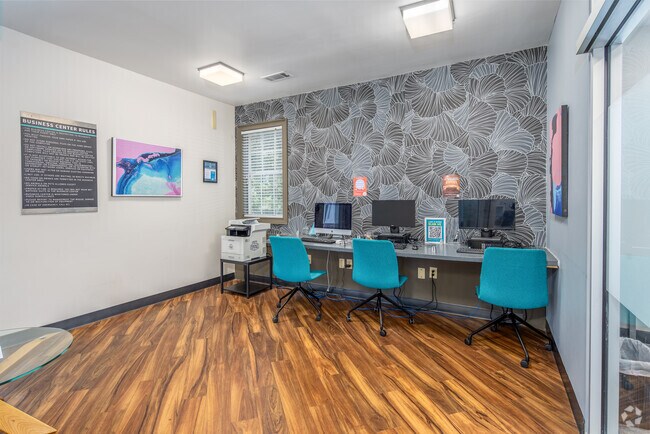 Business Center with Printer