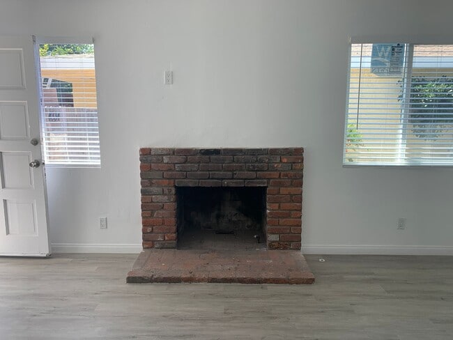 Photo - 4334 W 145th St Unit 1