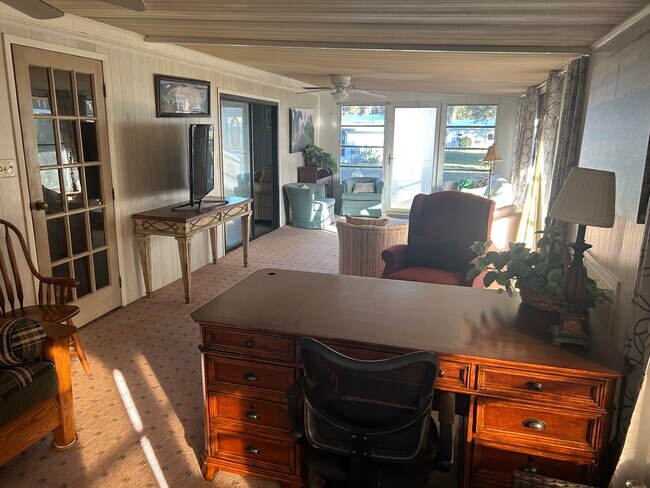 Photo - 500 Robin Ln