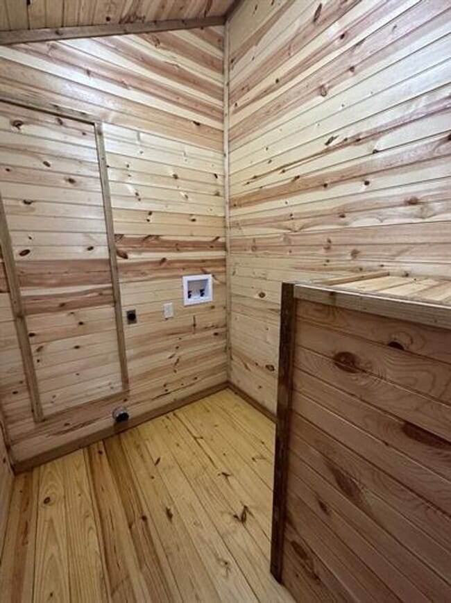 79 Hill Country Cabin Ln