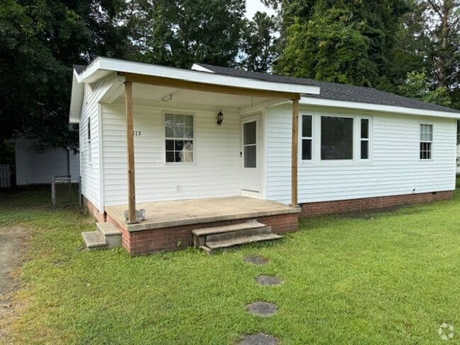 Building Photo - 113 Beaufort Dr Rental