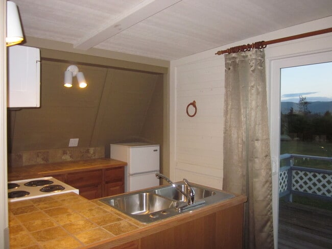 Building Photo - 120 Simpson Rd Unit Sequim Apartment