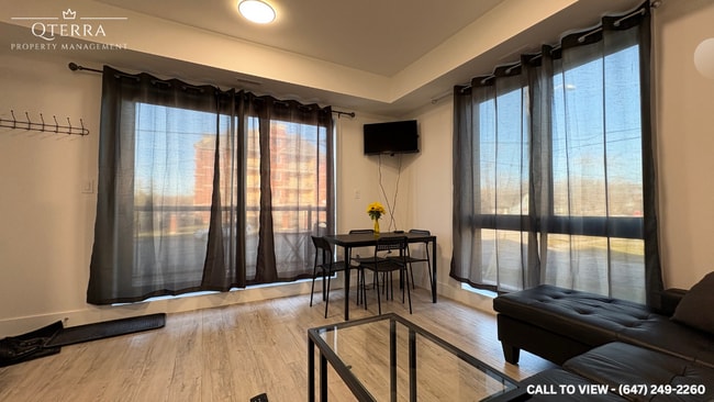 Building Photo - 7277 Wilson Cres Unit 201-7277 Wilson Crescent,